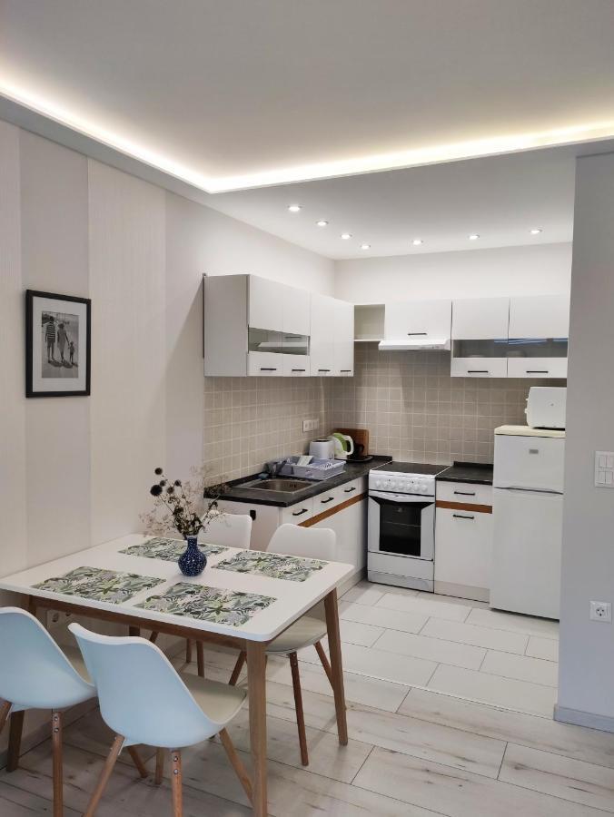 Petit Paul Apartman Keszthely Bagian luar foto
