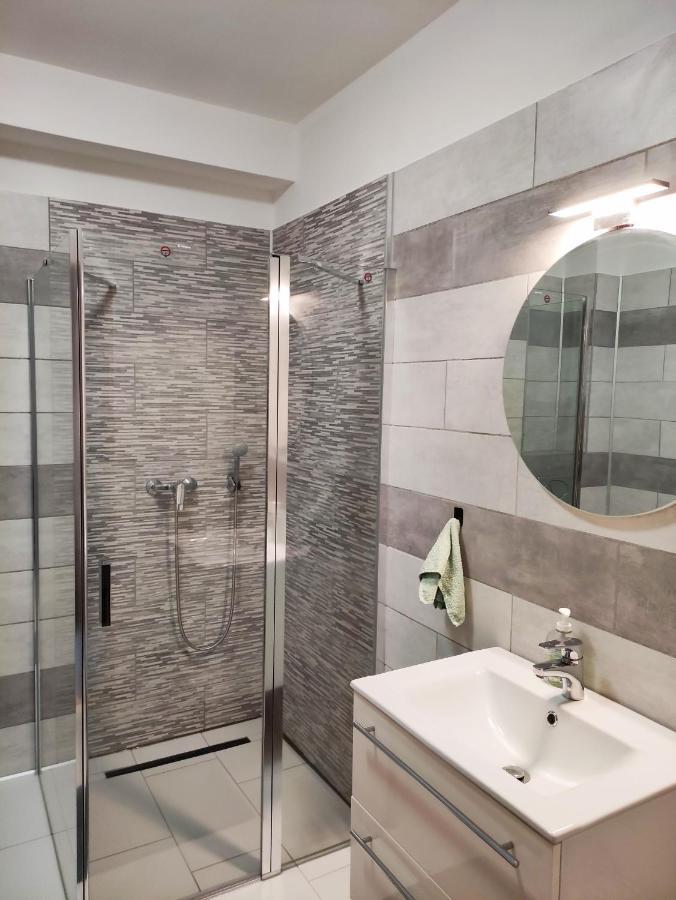 Petit Paul Apartman Keszthely Bagian luar foto