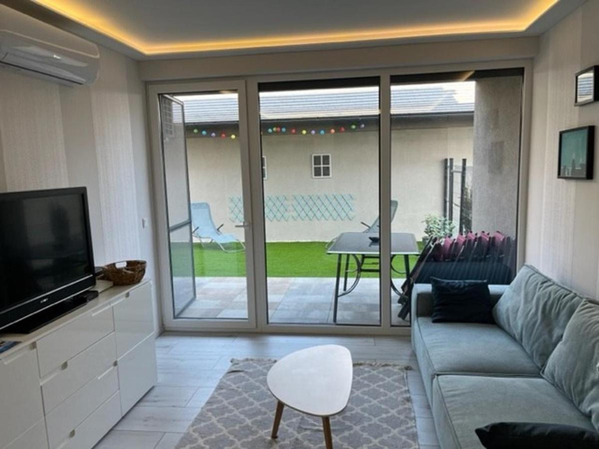 Petit Paul Apartman Keszthely Bagian luar foto