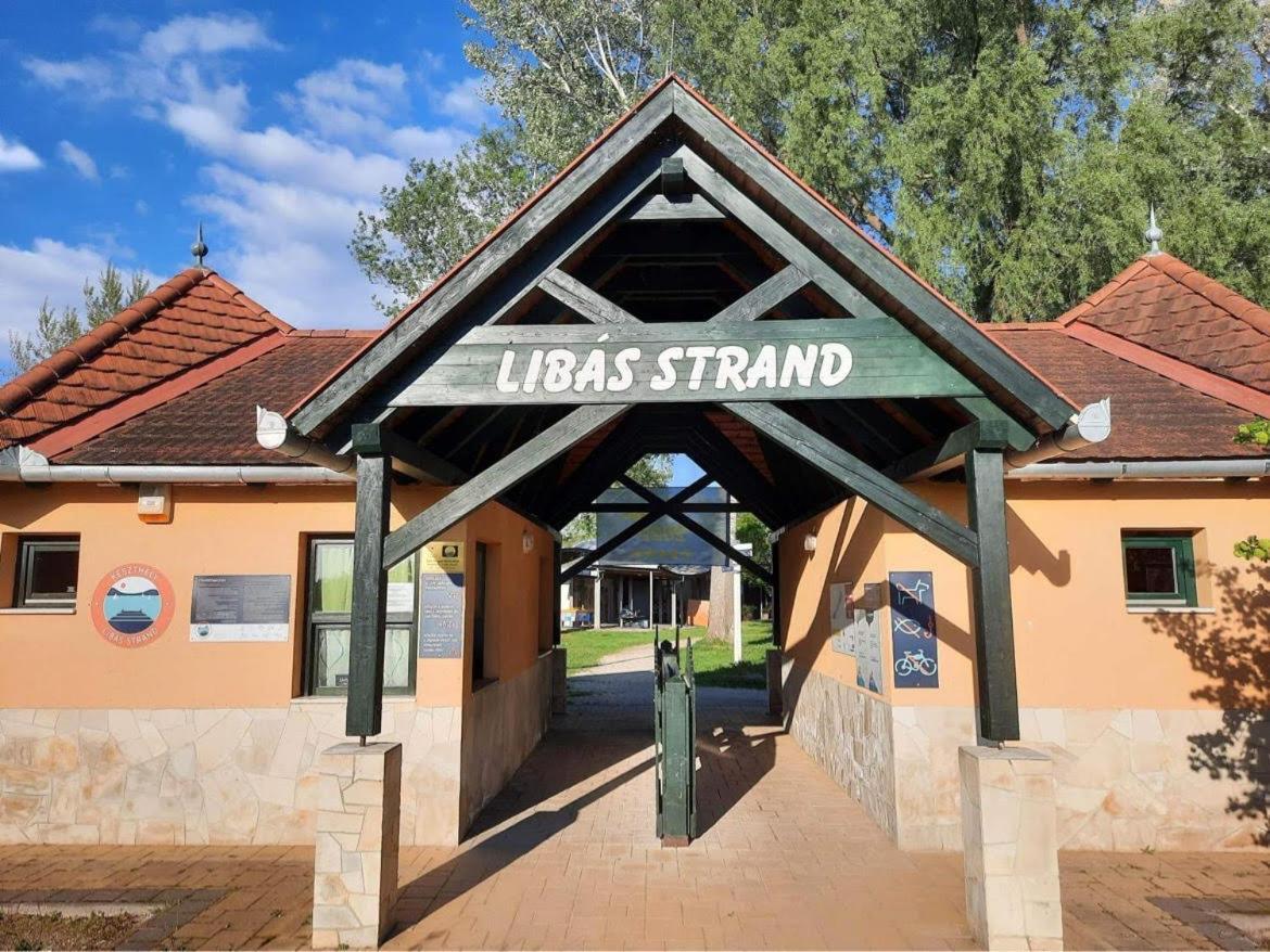 Petit Paul Apartman Keszthely Bagian luar foto