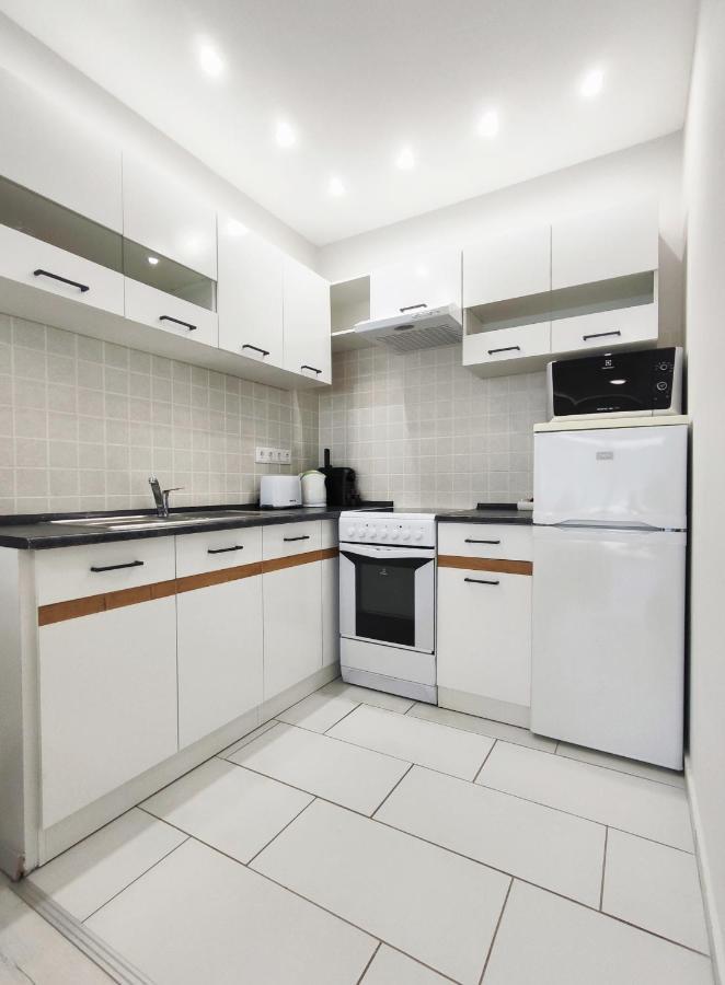 Petit Paul Apartman Keszthely Bagian luar foto